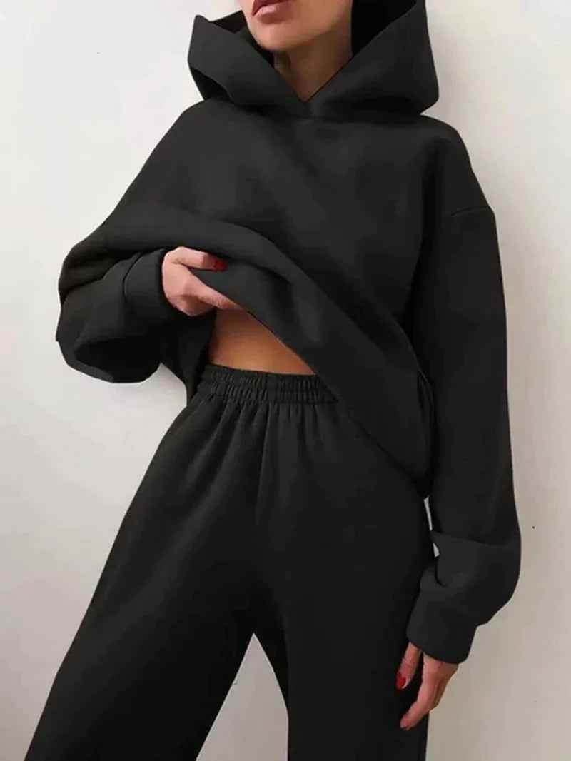 Two-Piece Tracksuit Set - Crea Muze