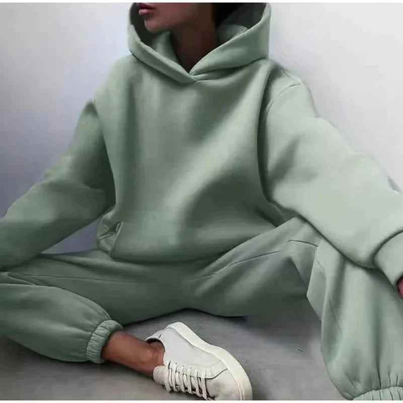 Two-Piece Tracksuit Set - Crea Muze
