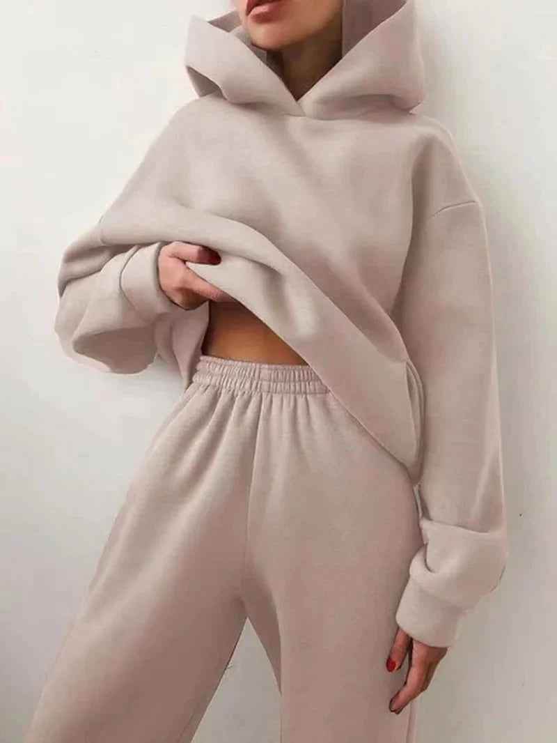 Two-Piece Tracksuit Set - Crea Muze